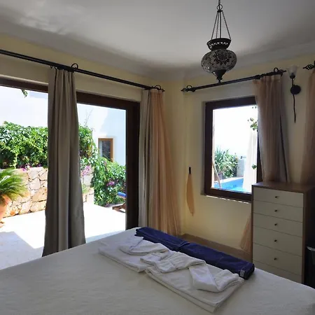 Vaha Kalkan